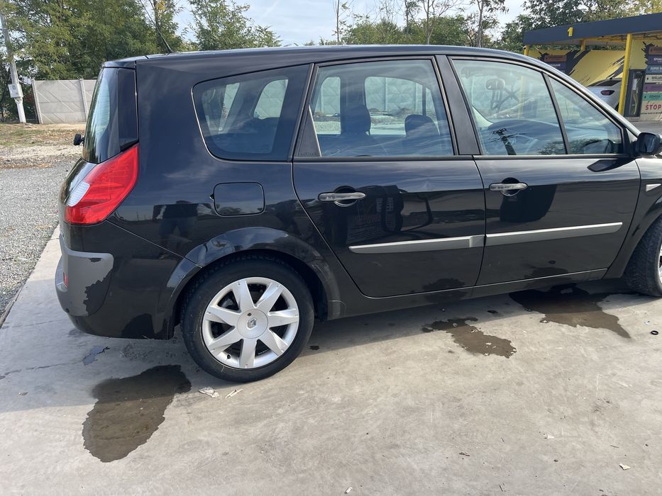 Vand renault grande scenic 7 locuri