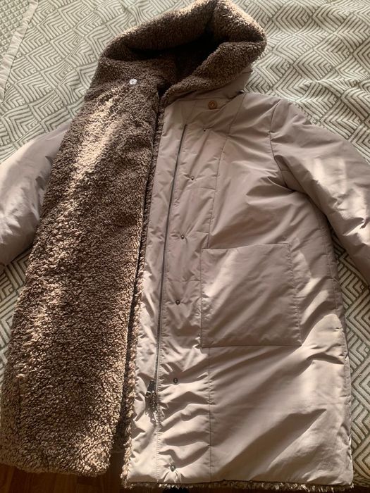 Женское пальто с капюшоном