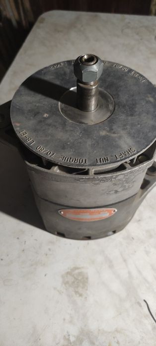 Генератор Delco-Remy 12 вольт, 135 А