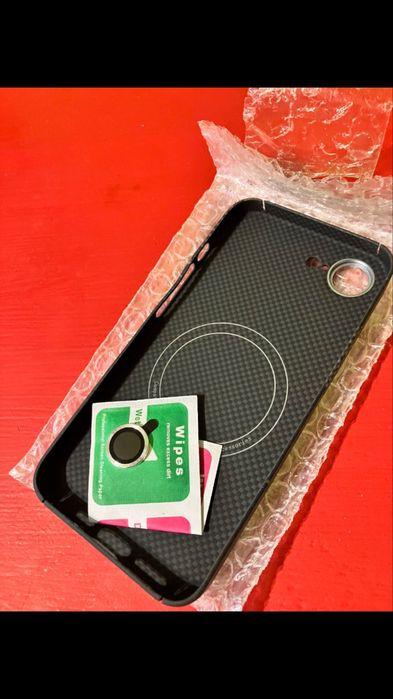 Чехол на IPhone 16e MagSafe