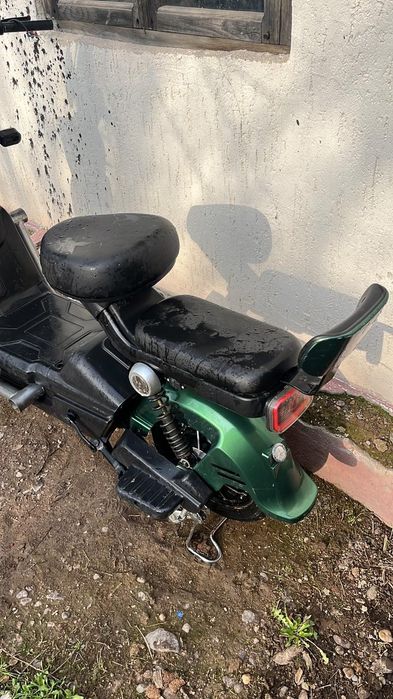 Электроскутер велосипед