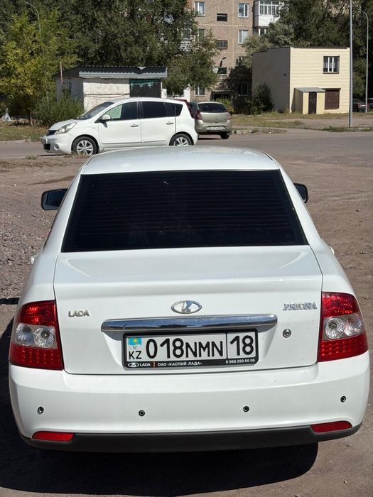 Продам машину Приора