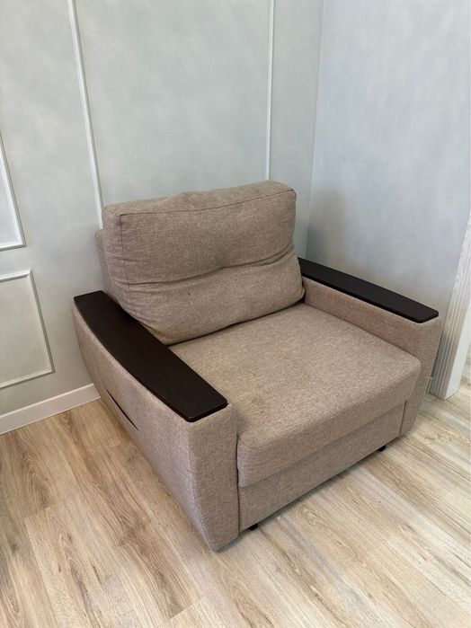 Продам Диван  + 2 кресла-кровати