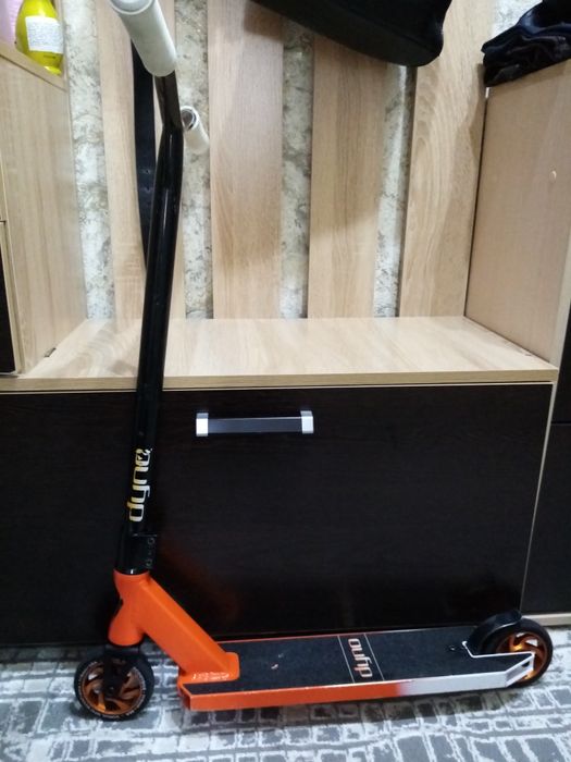 Трюкавой самокат