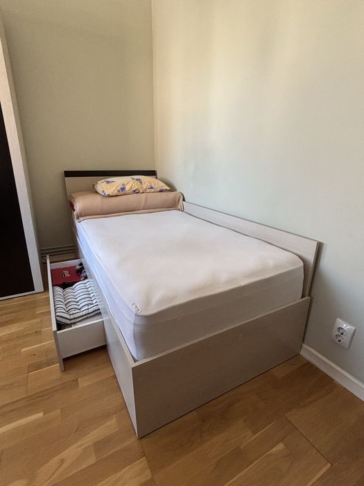 Vand pat facut la comanda 205/95 cu suport  pentru saltea din lemn arcuit