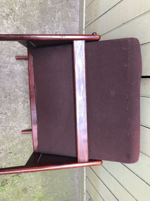 футьойл,табуретки,столове и ..