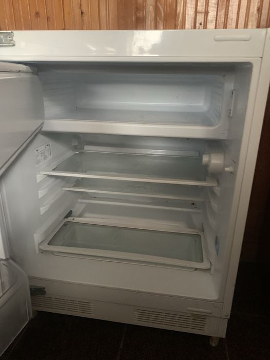 Хладилник мини бар