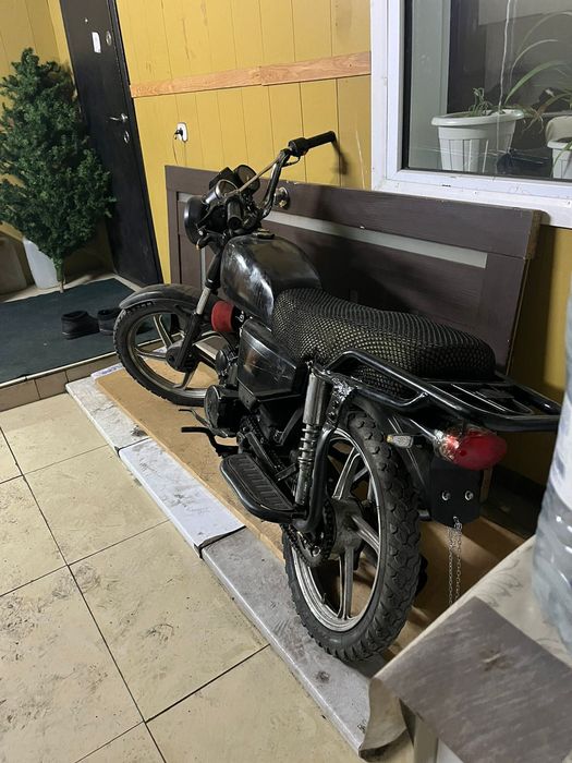 Мотоцикл альфа на ходу