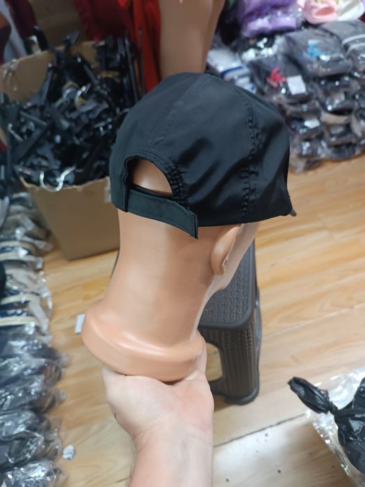 Șapcă noua Lacoste