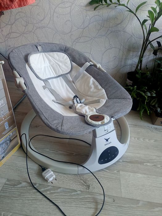 Продам детский шезлонг