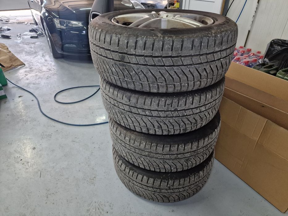 Гуми с Джанти Mercedes GLE W166 255/55 R18 2022 Dot
