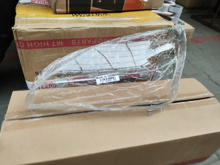 Стекло фара Лексус рх 330