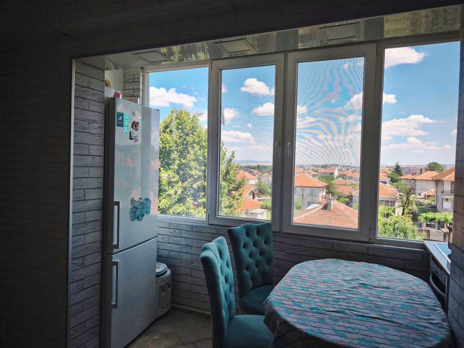 Продава се Двустаен апартамент в Карнобат - 61 кв.м за 1148 €/кв.м - Снимка #3