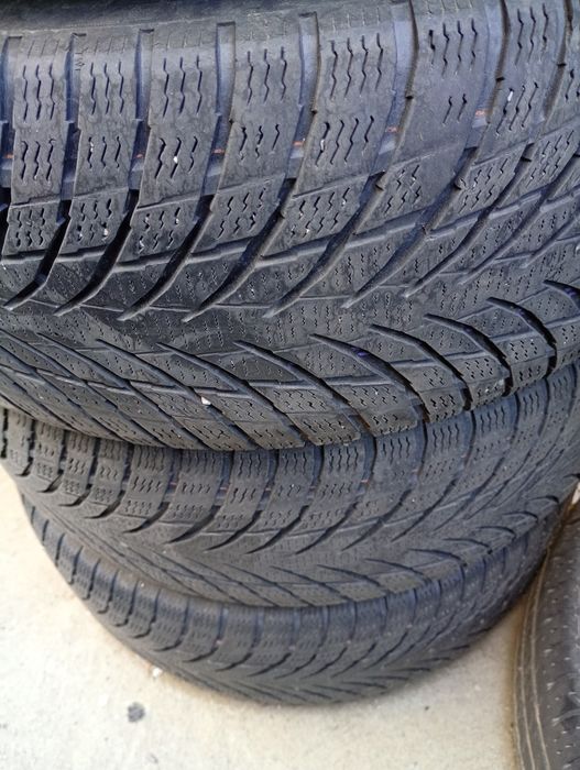 225/55/17 nokian rft