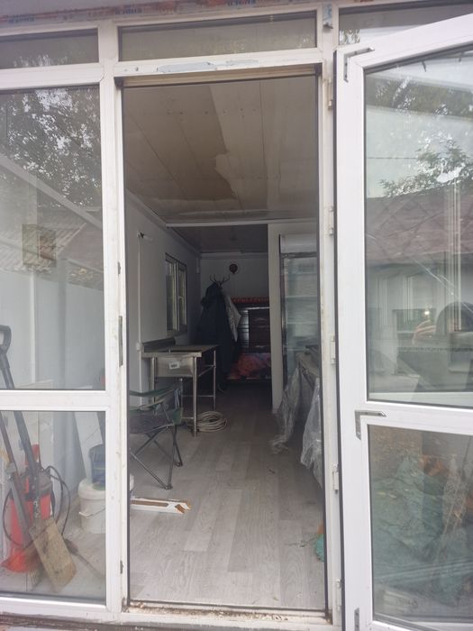 Продам контейнер киоск 20т утеплённый