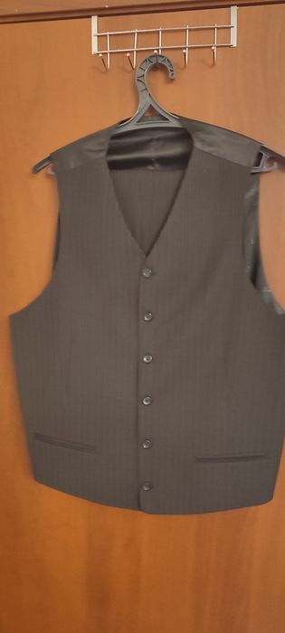 Костюм тройка...