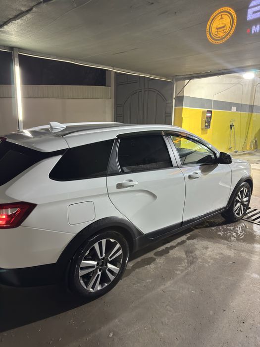 Lada vesta KROS 2019