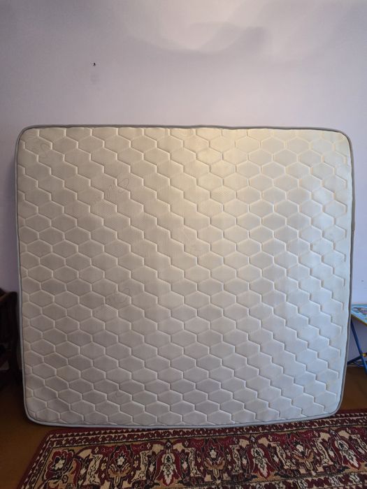 Продам матрас б/у