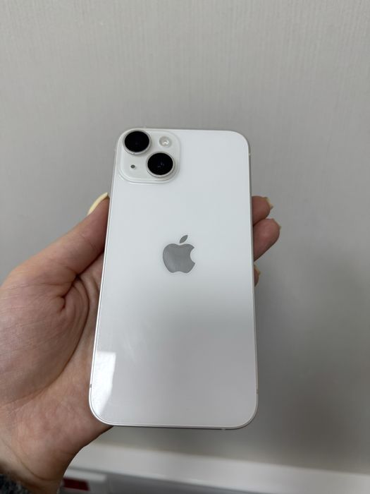IPhone 14 белый