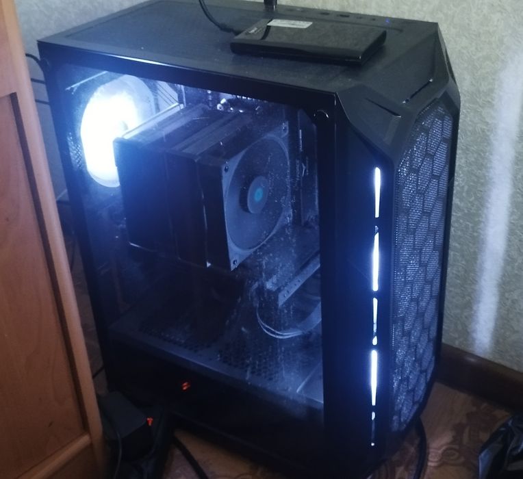 Игровой сетап на Ryzen 7 7800X3D + Монитор 240 Гц