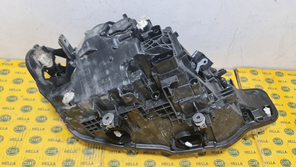 Far faruri full led adaptive shaddow negru BMW 3 F30 F31 facelift lci