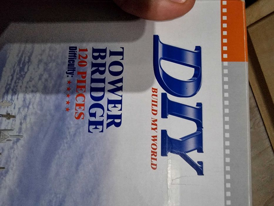 3D Пъзел на Tower Bridge