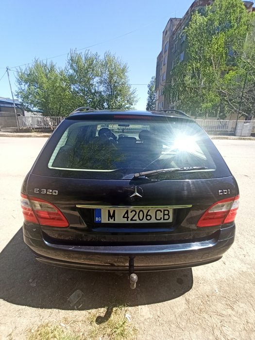 Mercedes w211 e320