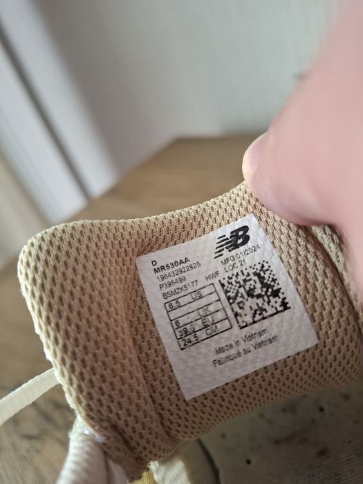 New Balance 530 маратонки 39 номер.