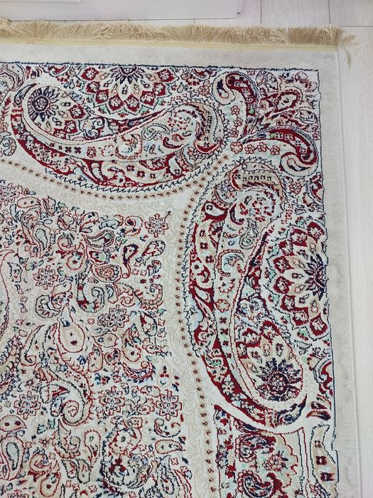 Продам ковёр 2 * 4