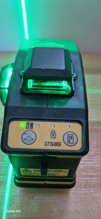 Leica ,Spectra nivela cu linii și puncte