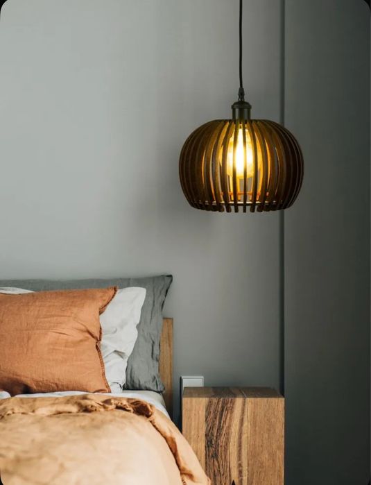 Люстра потолочная подвесная деревянная/Lyustra