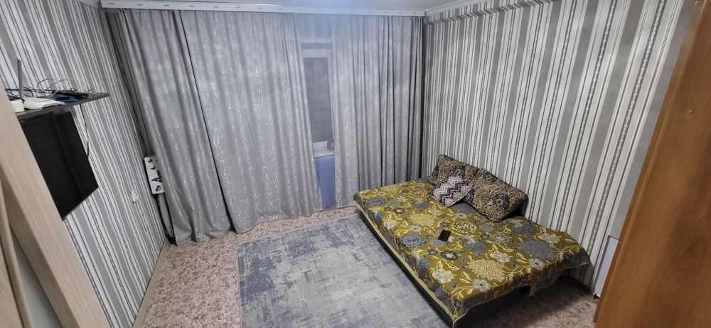 3 комн квартира на 15мкр