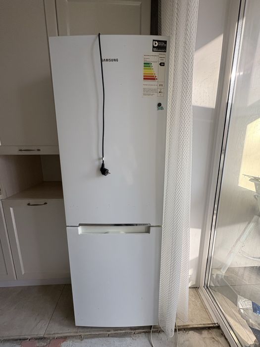 Холодильник samsung