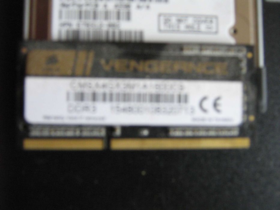 carcasa Toshiba satelite C70D-:B-11G si Fuji siemens de 17" AL 2528