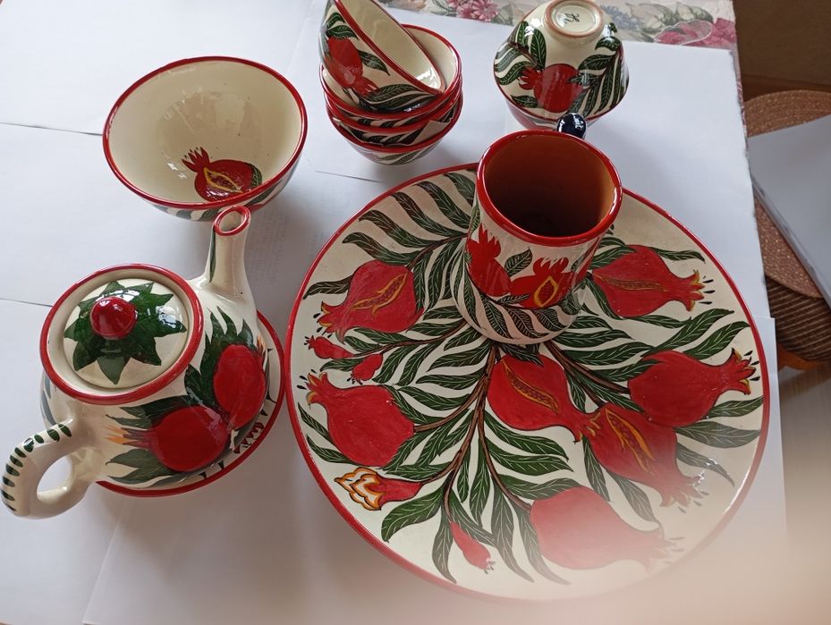 Сервиз  национальный рисунок гранат