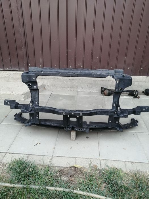 Bara, trager, radiator apa Wolswagen Passat B6
