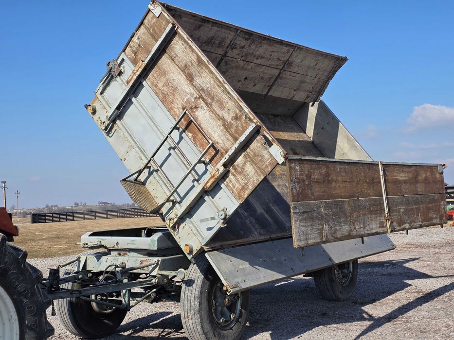 Remorcă basculabilă 12 tonne după tractor