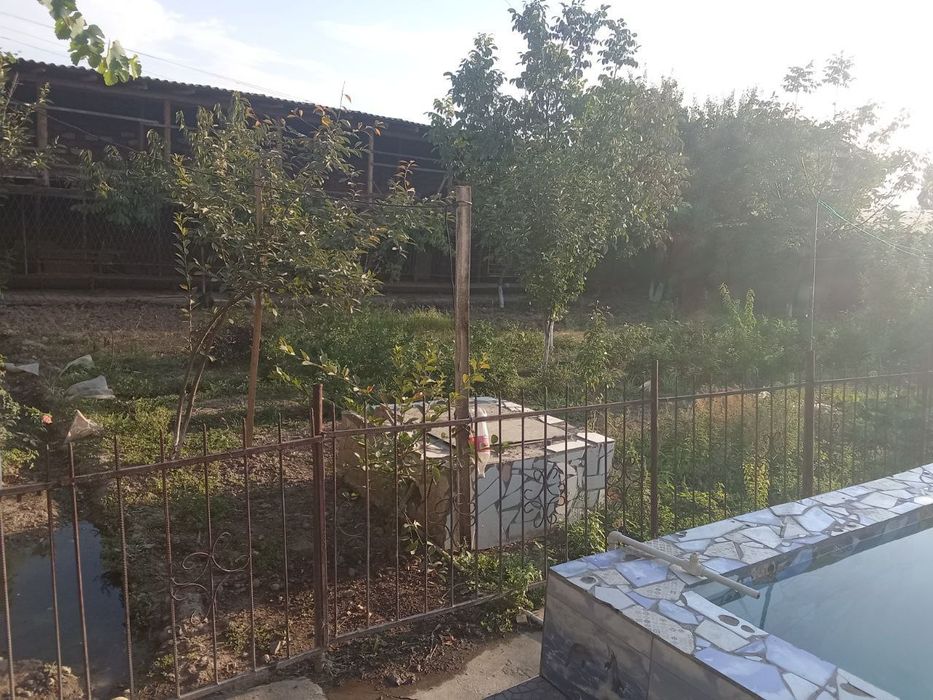 Участка сотилади