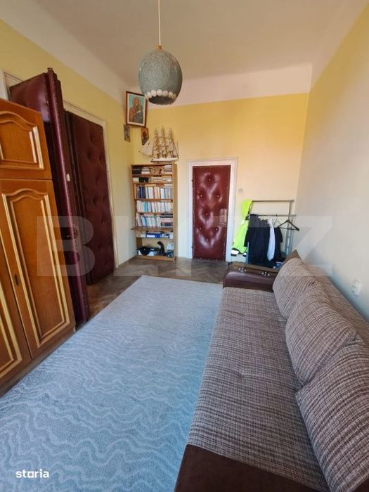 Apartament de vanzare, 6 camere, 182 mp, gradina comuna, Centrul Istor
