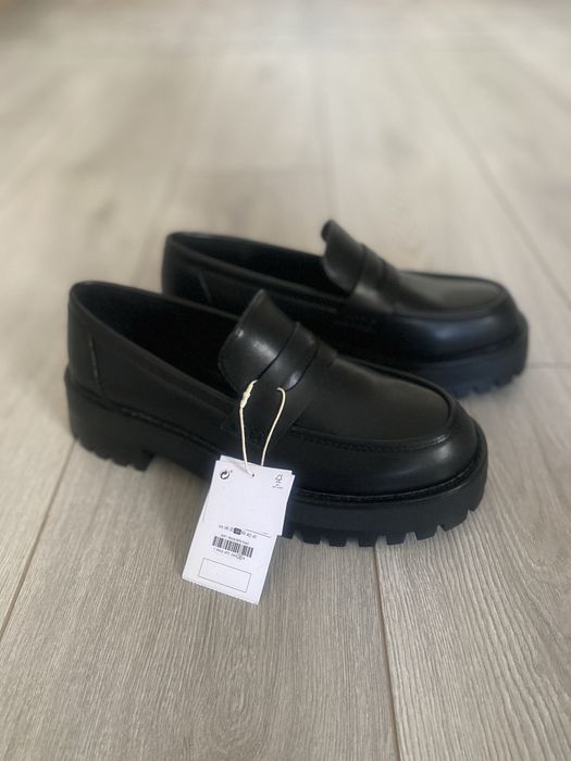 Дамски обувки Stradivarius