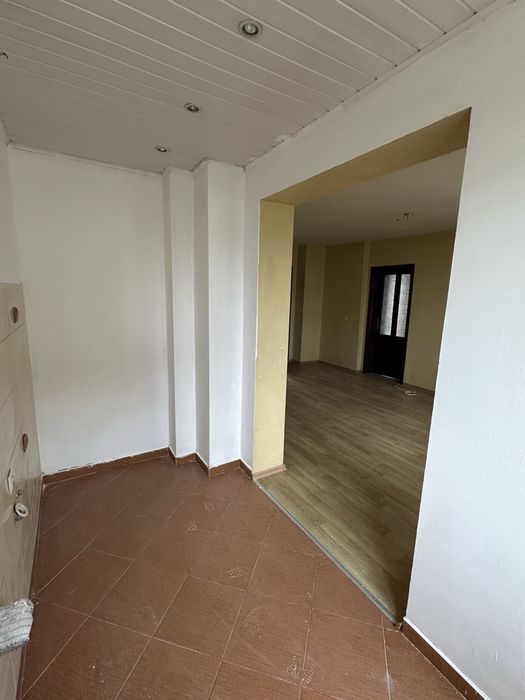 От собственик! Тристаен в център