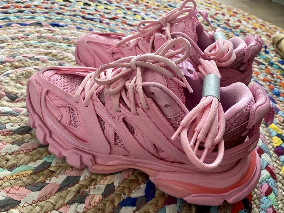 Balenciaga adidași