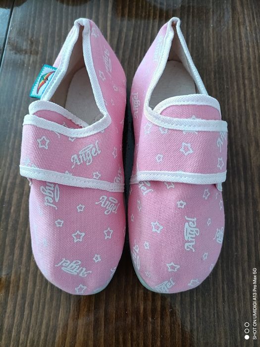 Пантофки Беко за момиче
