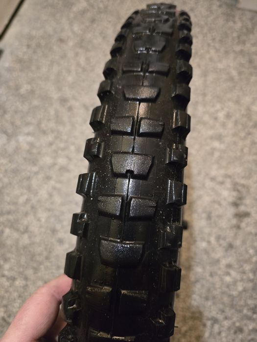 Задна Външна гума Maxxis Minion II DHR