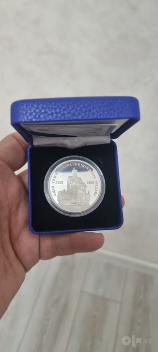 Серебряная монета 31.1 гр Амир Темур 1 унция