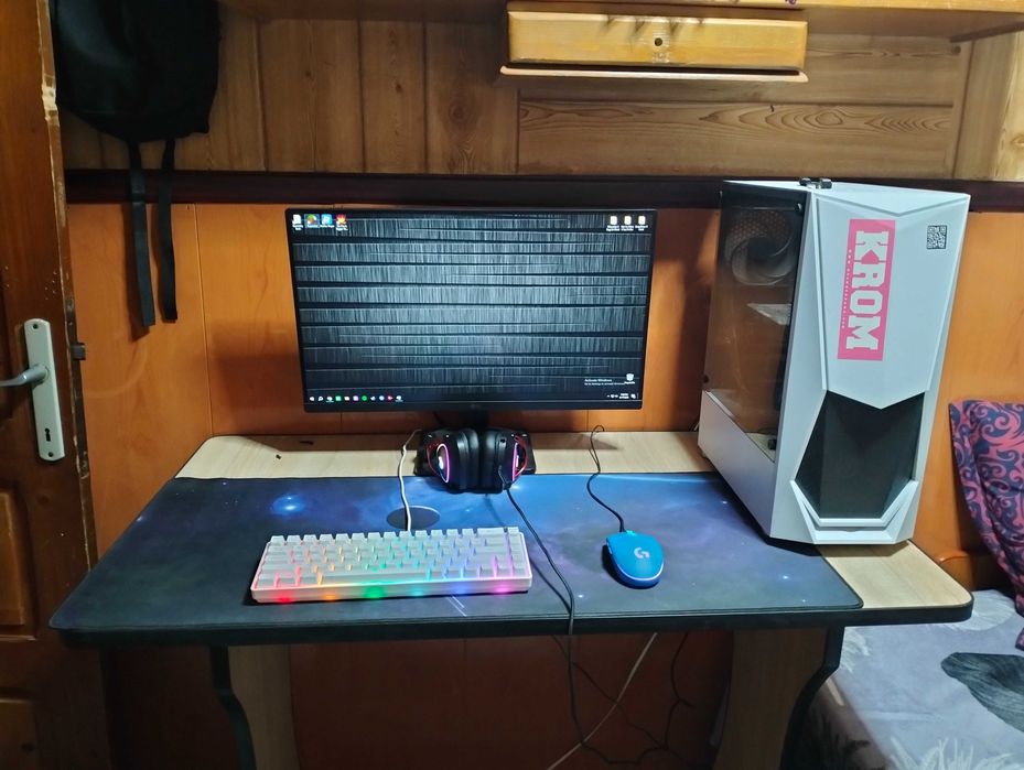 .Setup Complet PC Gaming: i7 + RX550 + Monitor LG 100Hz + Periferice. Sau Schimb Cu Leptop