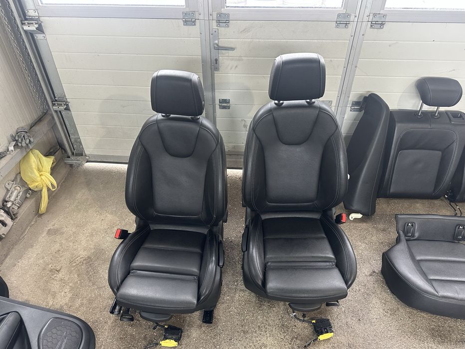 Кожен салон комплект за Опел Инсигния B комби след 2017г.!