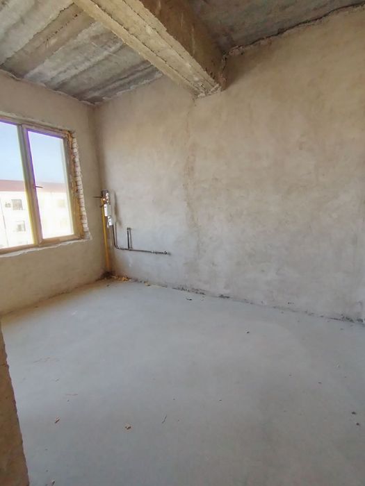 Тезда янги домдан 3хоналик квартира сотилади