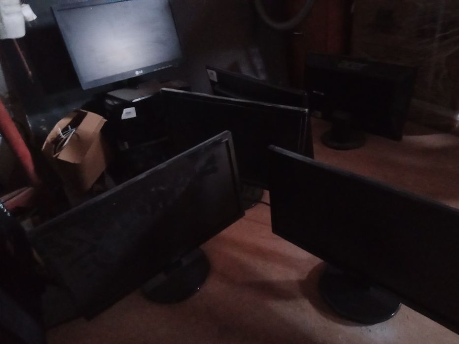 Мониторы бу 7500