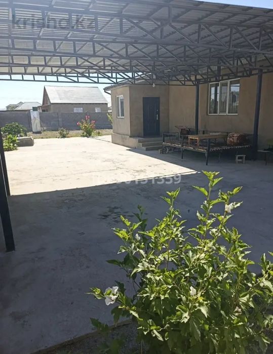 Продам  дом в городе с участком 10 соток